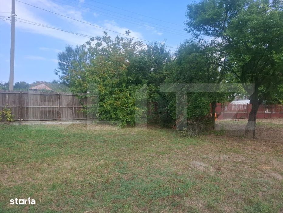 Casa de vanzare, 90 mp, teren  2.800 mp, zona Crangurile de Jos