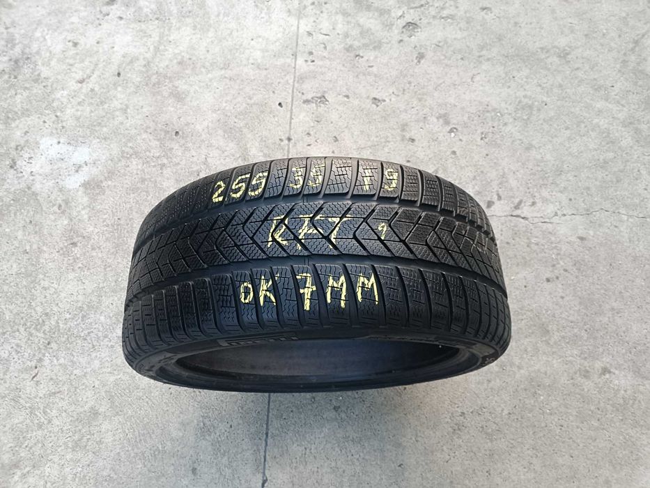 O anvelopa iarna 255 35 19 pirelli sottozero run flat profil 7 mm