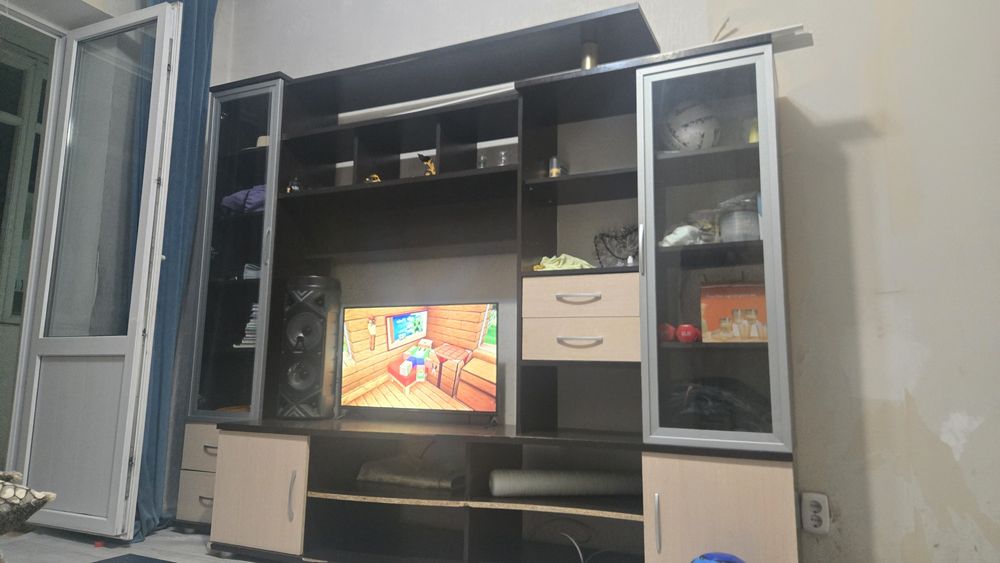Шкаф в гостинную