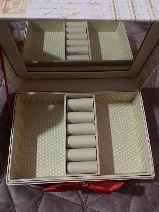 Кутия за бижута.