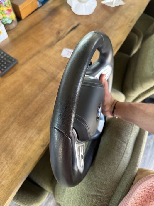 Оригинален волан с AIRBAG с подгряване Distronic за BMW G11 G30 G05