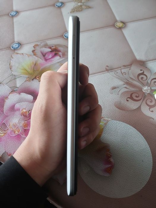 Srochna sotiladi redmi 10 2022