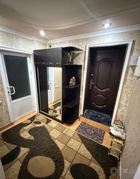 Квартира продаётся Чиланзар 4 квартал 2/1/4 балкон 2*6 Метро Мирзо Улу