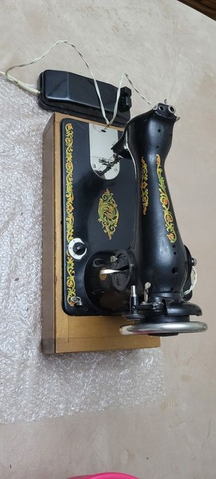 Швейная машинка электрическая