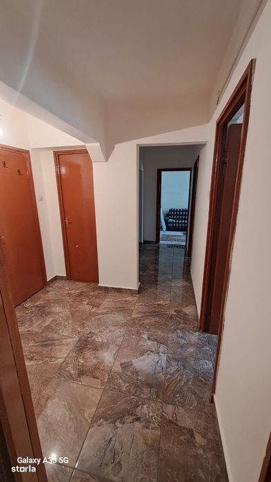 Apartament 3 camere  ETAJ1