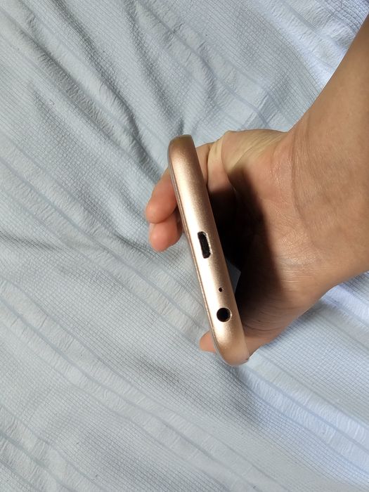 Продам samsung galaxy j2 core