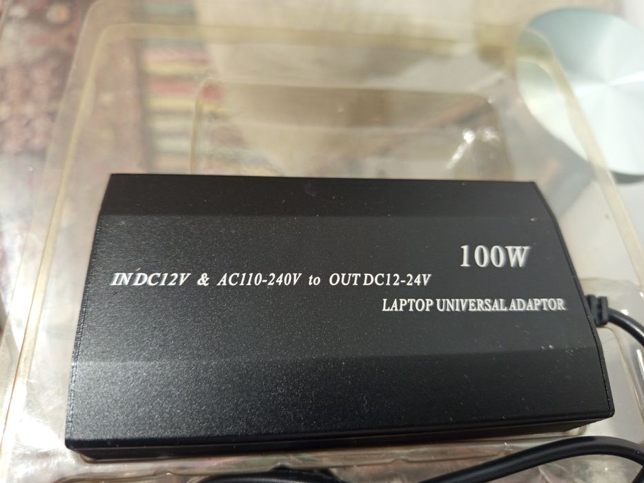 Адаптор 220/12 волта