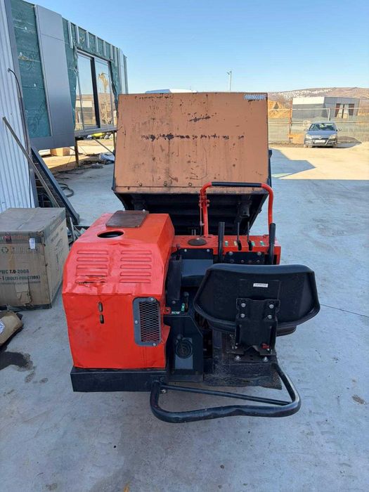 Dumper pe șenile Yanmar - Diesel, Capacitate 1300 KG