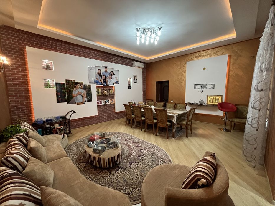 Ваида ховли уй сотилади