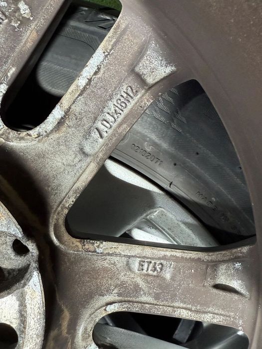 JANTE MERCEDES BENZ R16 / 5x112 / C-Class (W204) / 205/55 R16 91V / 7JX16H2 / ET 43 / + CAUCIUCURI (X4)