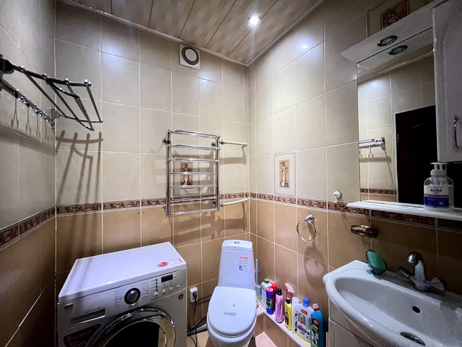 Квартиру продам.