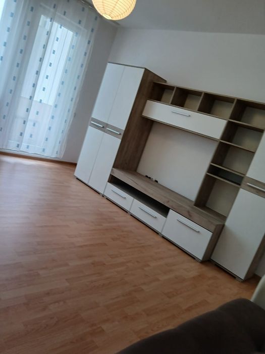 Închiriez apartament 1 camera Florești str.cetatii 250 euro/lună