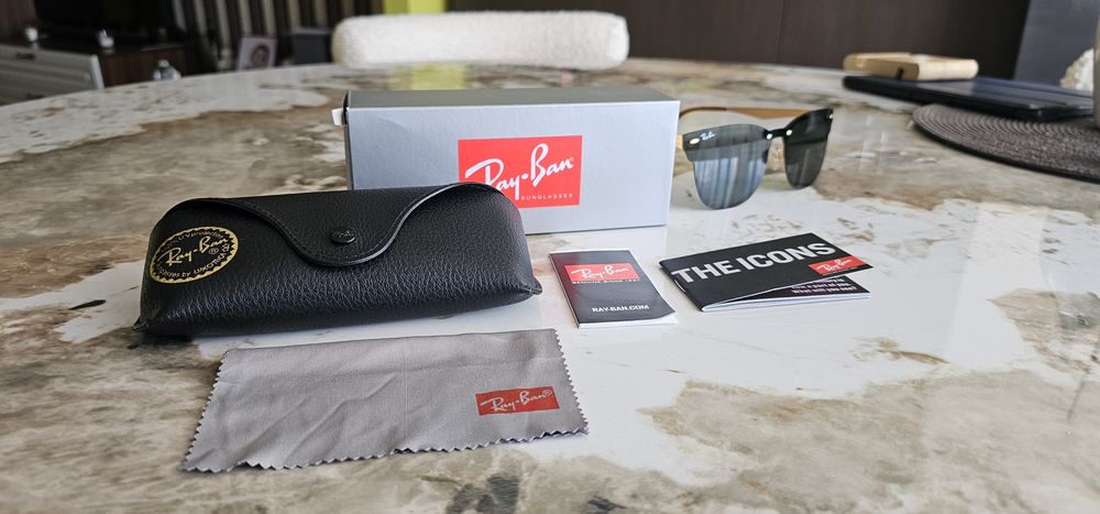 Vând ochelari de soare Ray-Ban  (RayBan)