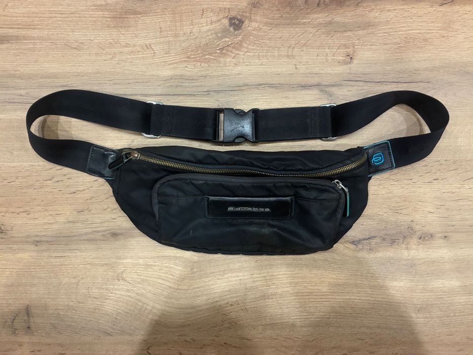 Чантичка Piquadro