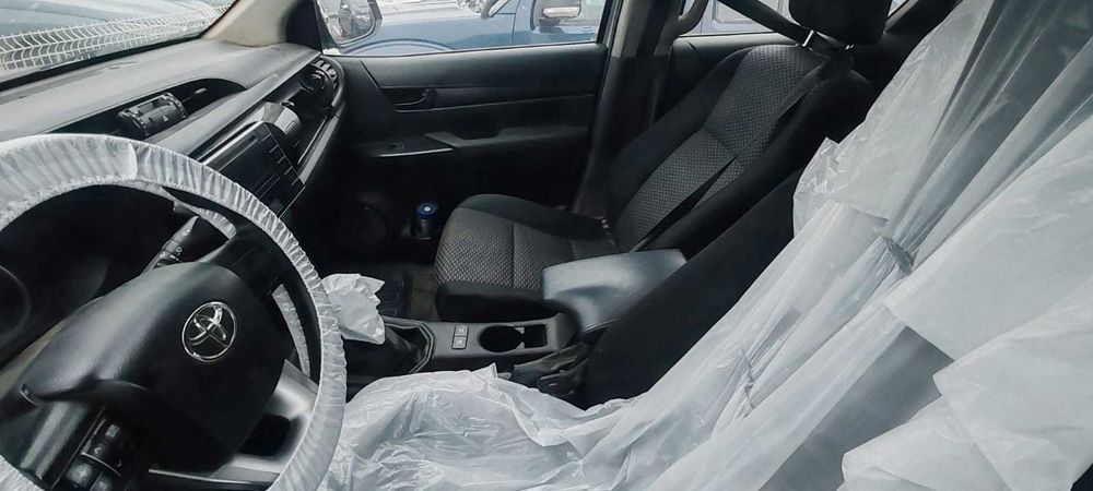 Toyota hilux 2020-2024 dezmembrari