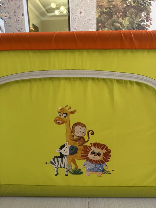 Продам детский манеж игровой