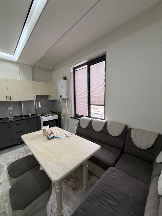 Yangi xayot tumani choshtepa metroni oldida