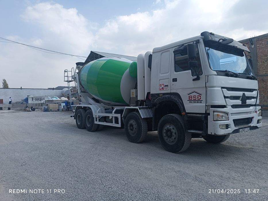 HOWO миксер сотилади