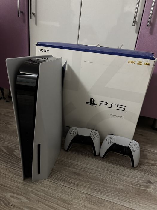 (PS5) SonyPlaystation 5 два джойстика) PS Plus Delux