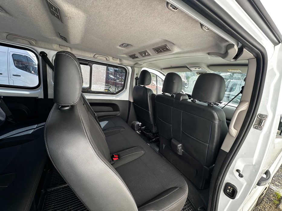 Microbuze 8+1 închiriat