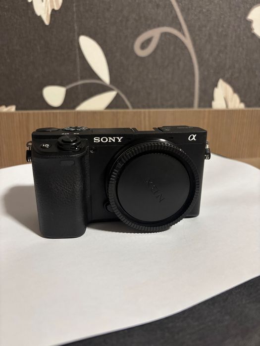 Camera foto SONY a6400 CONDIȚIE PERFECTĂ