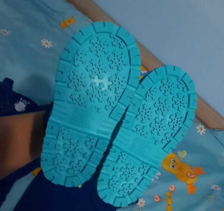 Комплект ескимос,блузка,ръкавици и ботушки