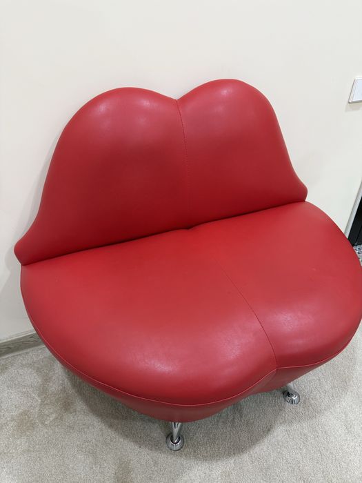 Продаю кресло для салона!