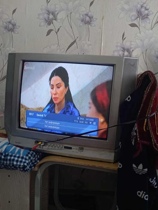 Телевизор сотилади