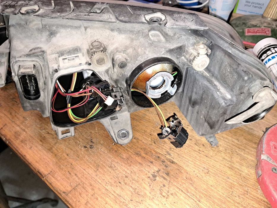 Фарове Хела за Фолцваген Б5.5  2004