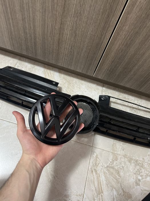 Решетка с емблема Голф 6