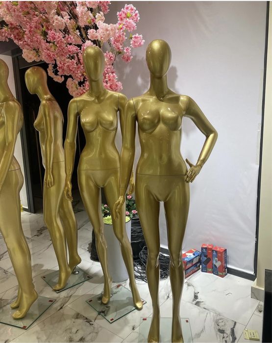 Maniken maniken maniken