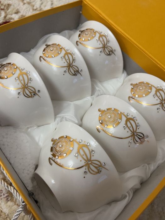 Фарфоровые чашки 6шт