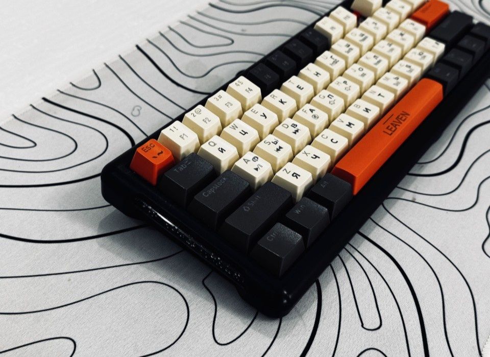 продам игровую клавиатуру