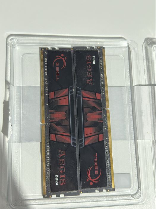Vand Rami AEGIS 8GBx2 DDR4-2666 CL19