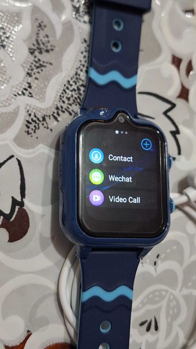 Ceas copii GPS si apeluri video