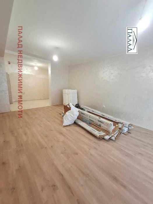 Продава се Тристаен апартамент в Варна, Център - 101 кв.м за 2080 €/кв.м - Снимка #5
