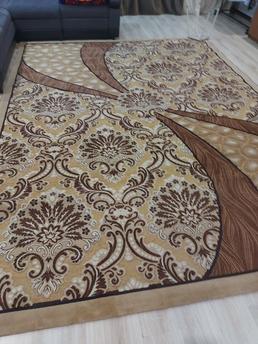 Ковёр  3Д в отличном состоянии.