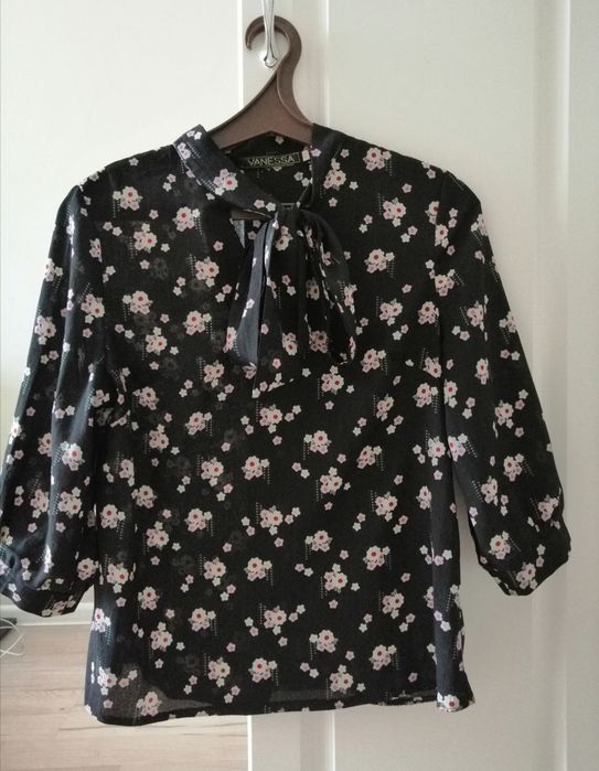 Продам  разные рубашки блузки