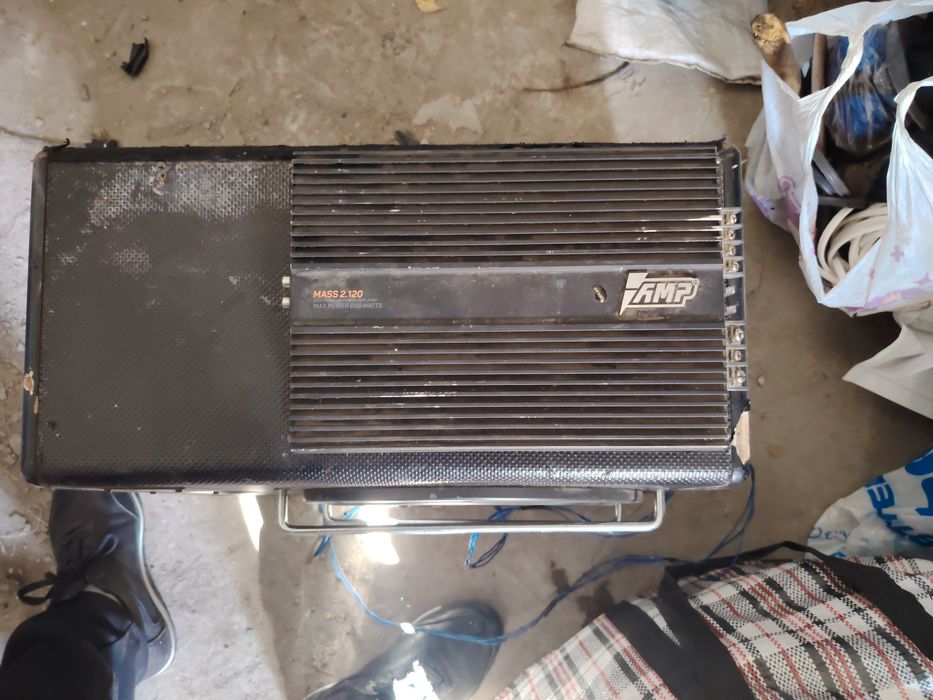 Продам сабуфер на авто