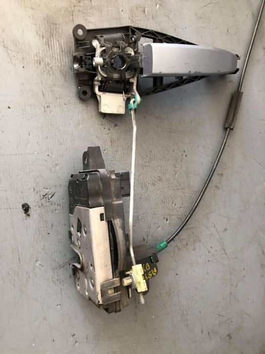 broasca cu maner usa dreapta fata opel astra h