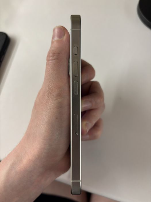 IPhone 15 Pro 256 GB