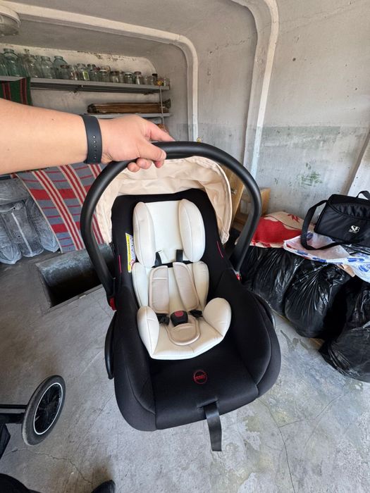 Продам коляску Sweet Baby