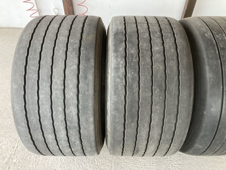 Гуми за камион 435-50-19.5