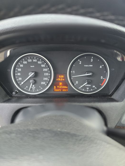 Vând x5 E70 4.0 cel cu 2 turbine  306 cp