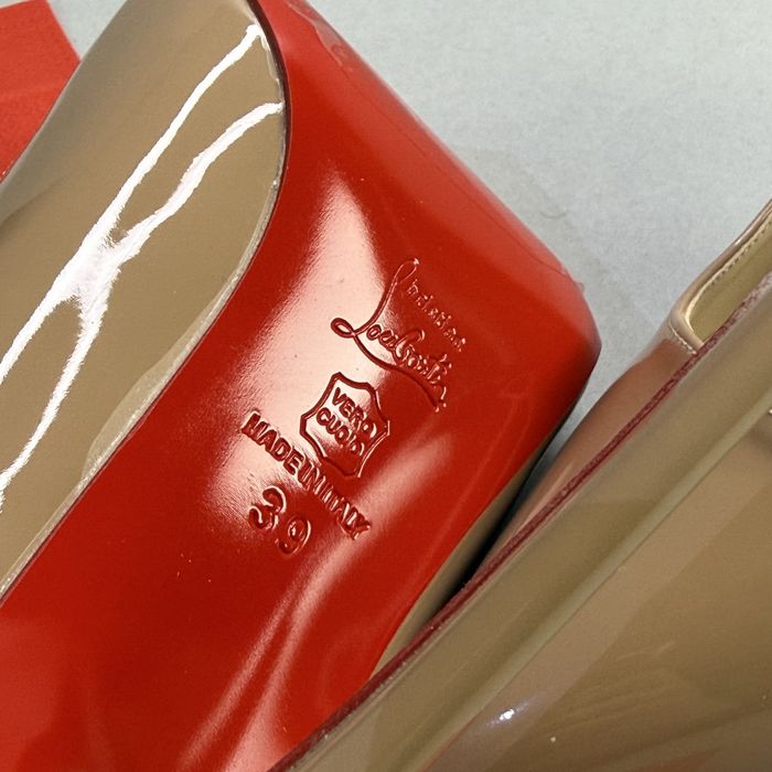 Christian Louboutin So Kate "Beige"! НОВИ!