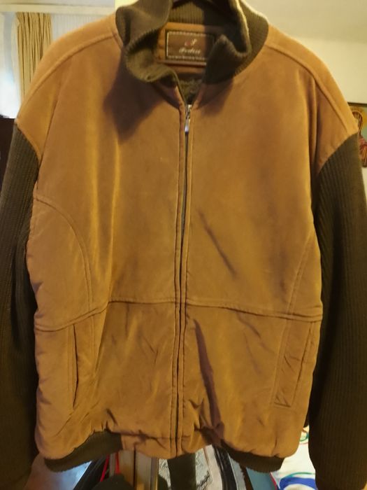 Haină bărbătească îmblănită ,material catifelat moderna și deosebită