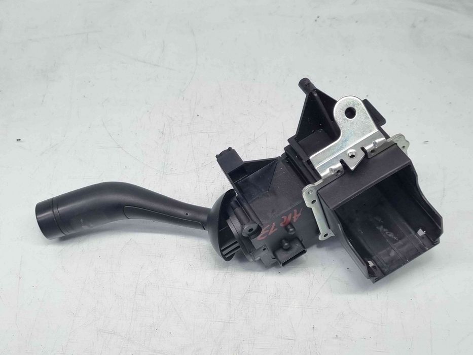Maneta semnalizare Volkswagen Touareg (7LA, 7L6) [Fabr 2003-2010] 3D0