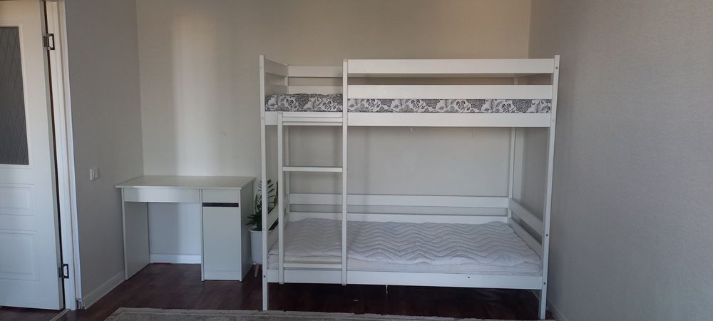 двухярусъная  кроват