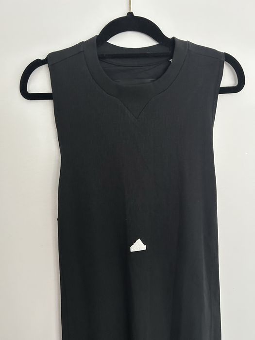 Adidas рокля M….