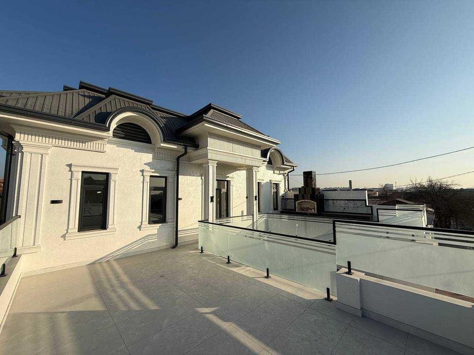 Продается участок Юнусобод Бободехкон 2 сотих с терассой